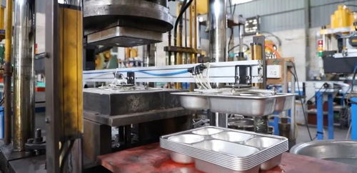 廠貨第一展 攜中國(guó)工廠，為經(jīng)濟(jì)積累暖意，探索互聯(lián)網(wǎng)銷(xiāo)售新路徑